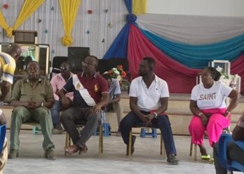 Bekwai delegates snub Joe Wise as he attempts to campaign for COP Alex Mensah (Rtd)