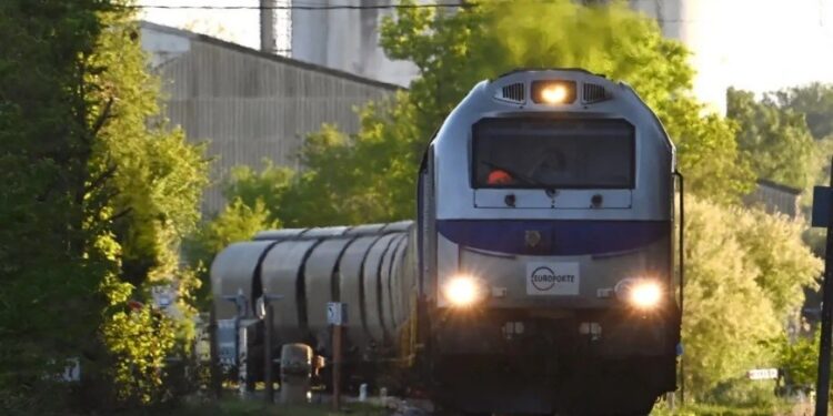 Tech electrifying rail