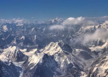 climbers Nepal avalanche