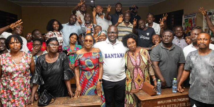 Video: Asenso Boakye Campaingns Fervently for Bawumia in Bantama