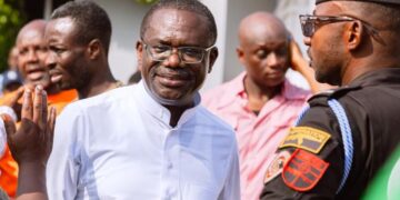 Jospong Group chairman gifts new year food items, cash to over 5,000 Ghanaians