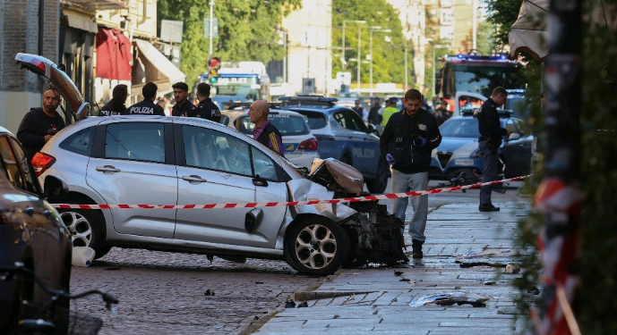 knife-wielding driver